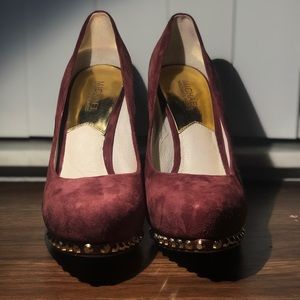 Michael Kors Suede Pumps
